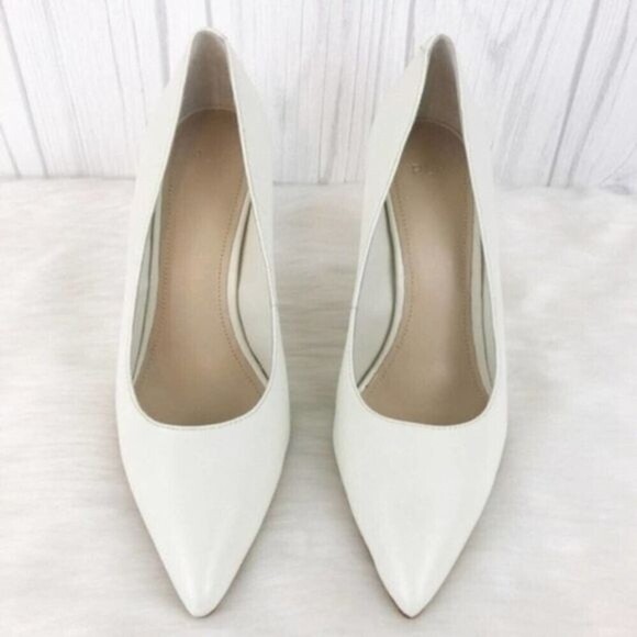 POUR LA VICTOIRE Celeste Pointed Toe Leather Pump - Picture 3 of 6